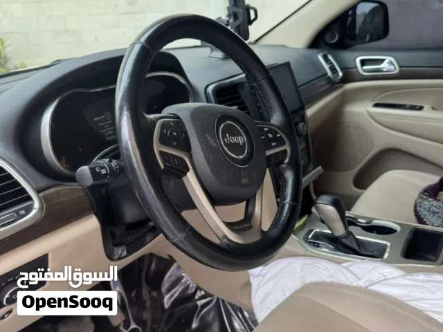 جيب جراند شيروكي 2017