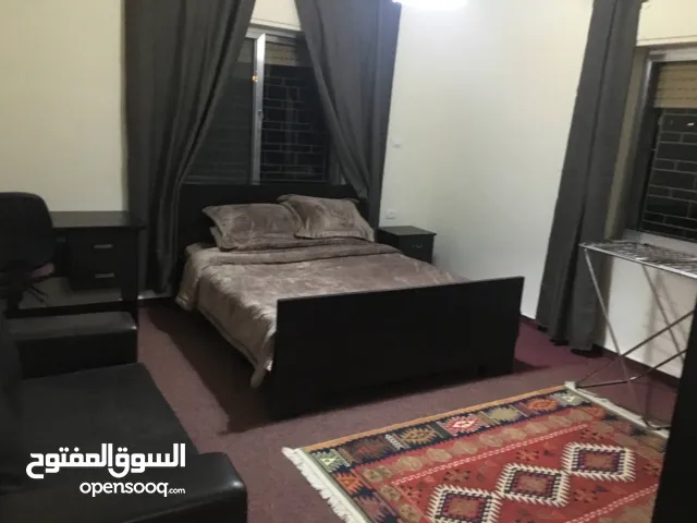 استوديو مفروش للايجار في رام الله قرب بنك الاردن ومسجد جمال عبد الناصر