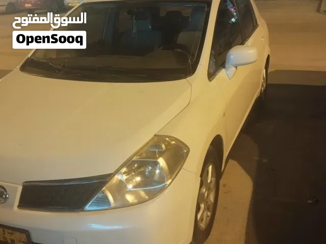 نيسان تيدا سيدان 2009