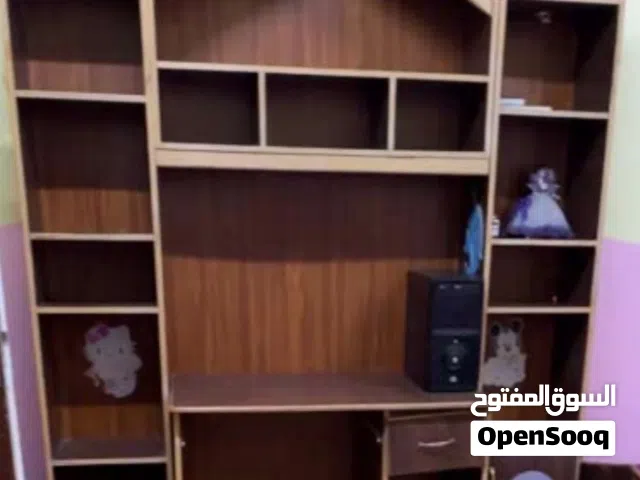غرفة نوم خزانة طابقين و3 تخوت مع فرشاتهم والمكتب تفصيل ليس تجاري
