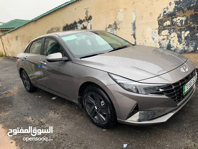 Sedan Hyundai in Amman
