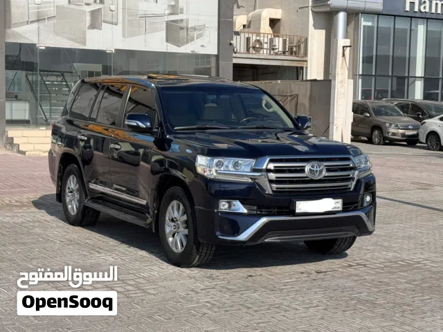 Toyota Land Cruiser GX-R 2017 (Blue)