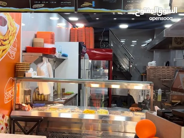 مطعم للبيع