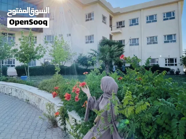 ملابس مستعمله
