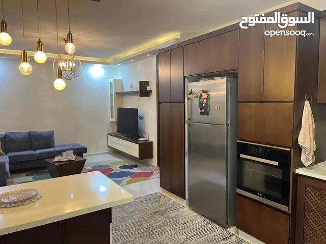 160 m2 3 Bedrooms Apartments for Rent in Ramallah and Al-Bireh Al Baloue