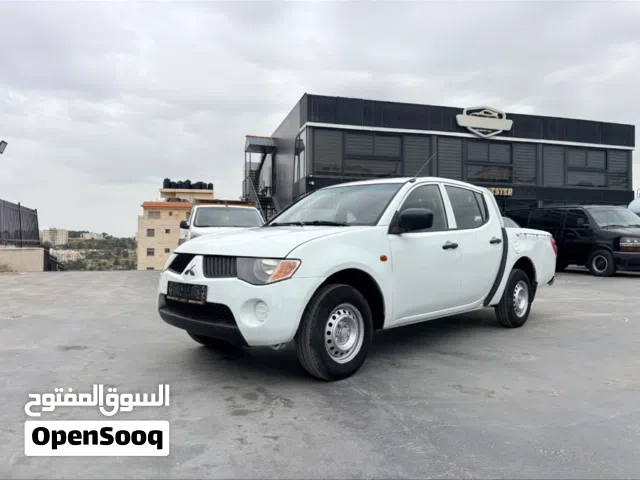 ميتسوبيشي l200 2009