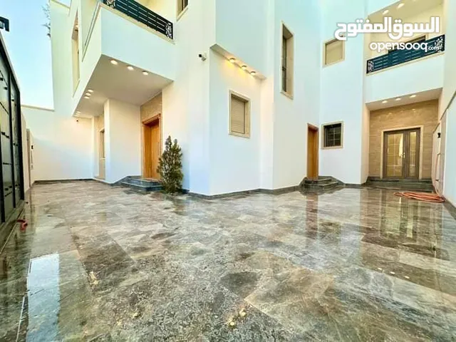 370 m2 More than 6 bedrooms Villa for Sale in Tripoli Ain Zara