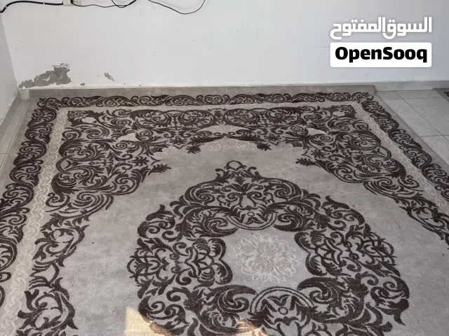 سجادتين نفس الشكل كبار جدا سجاد الجنيدي حالتهم ممتازه