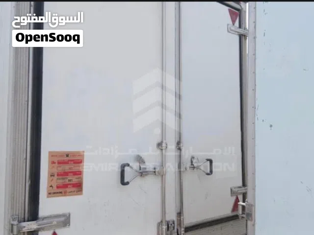 صندوق ثلاجة صنع الفرات قياس 5 متر *2.20 متر*2.10 مع كامل القطع وحدة التبريد والكومبرسور والكونترول
