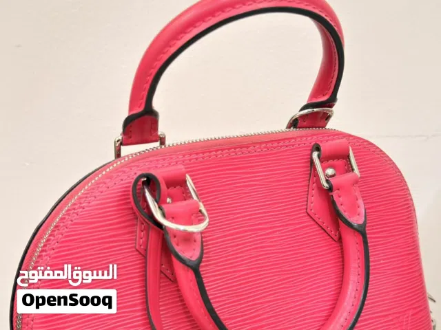 شنطة لويس فيتون