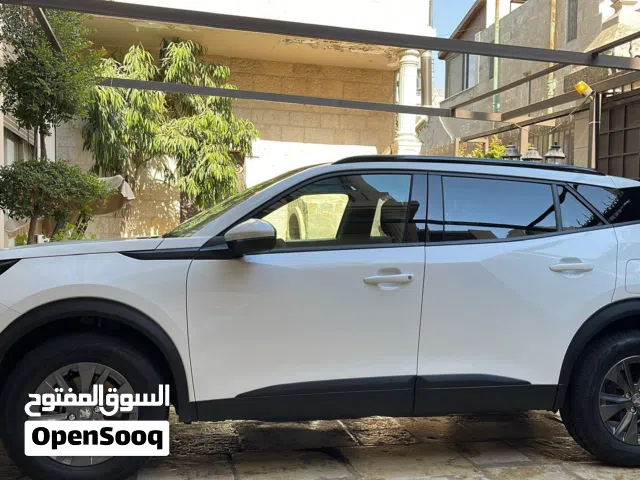 2021 بيجو 2008 Active