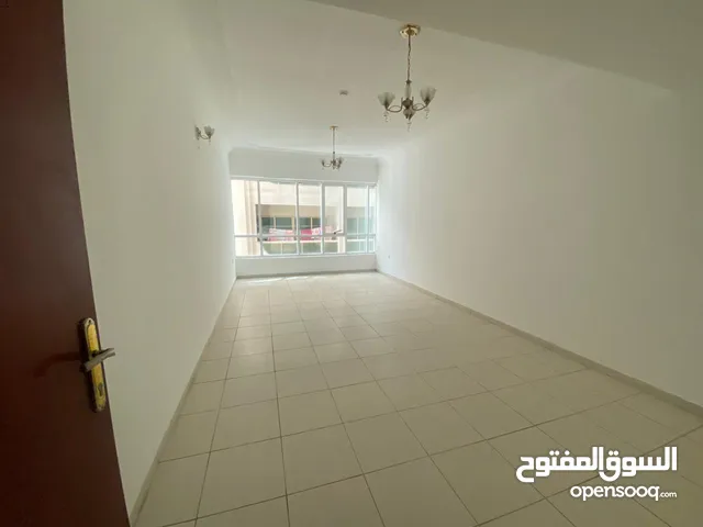 2000 ft 2 Bedrooms Apartments for Rent in Sharjah Al Taawun