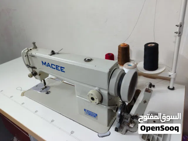 ماكينة صناعية للبيع بسعر مغري