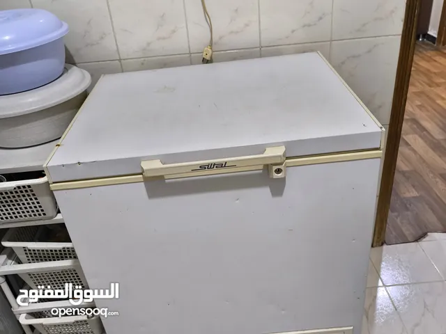 ثلاجه فريزر ايطالي مستخدم نظيف