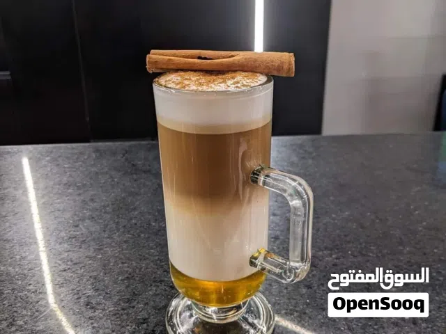 قهوة مختصه.. ايس كوفي .. فرابيه .. عصائر و كوكتيلات.. اسموزي ميلك شيك وموهيتو وحلي كريب وافل بان كيك