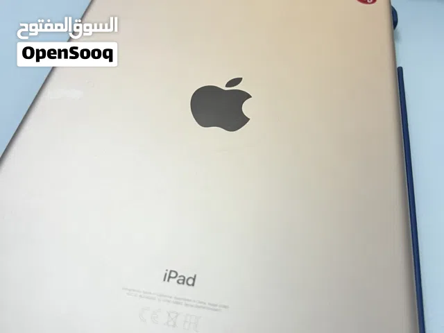 ايباد 6 128 جيجا ذهبي ونضيف جدا للبيع