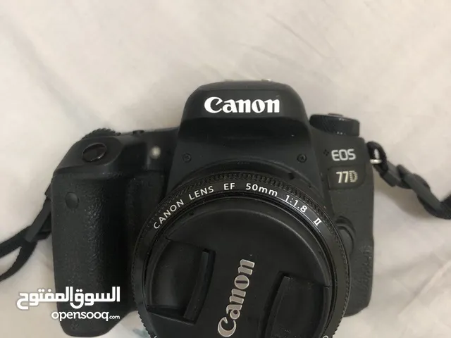 Camera canon 77d with lens 50mm 1.8