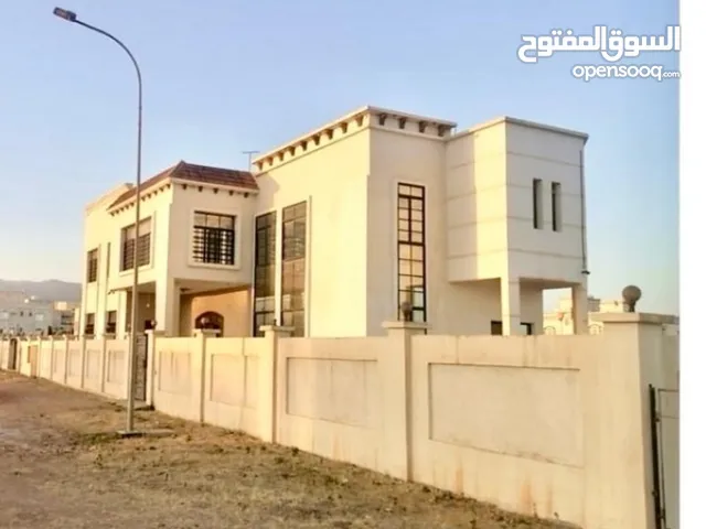 750 m2 More than 6 bedrooms Townhouse for Sale in Dhofar Salala