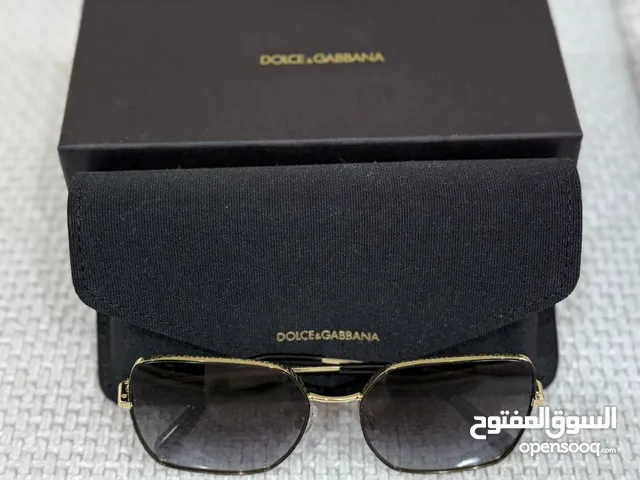 نظارة شمسية نسائية أصلية من Dolce & Gabbana - تصميم أنيق، بحالة ممتازة مع العلبة الأصلية