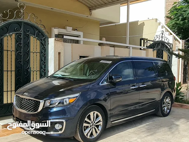 Used Kia Sedona in Tripoli