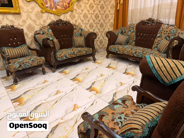 طقم كنب مصري مستعمل بحاله الوكالة 9 مقاعد￼ ￼ خشب زان كامل وإسفنج  ضغط عالي بسعر مغري جدا جدا 199
