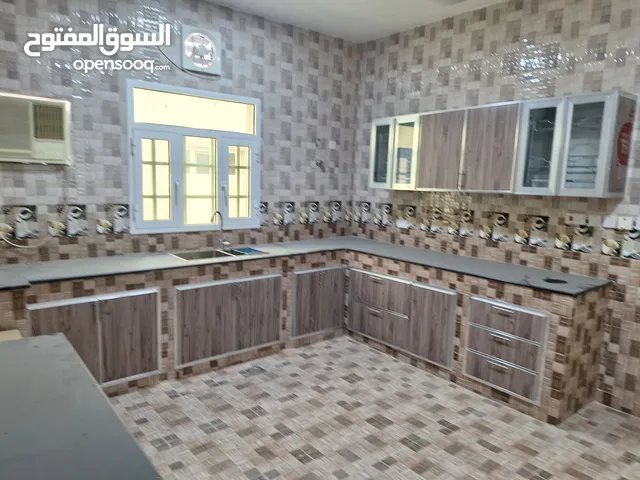 400 m2 4 Bedrooms Villa for Rent in Muscat Ansab