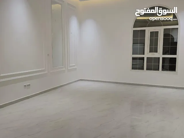 80 m2 2 Bedrooms Apartments for Sale in Abu Dhabi Al Shawamekh