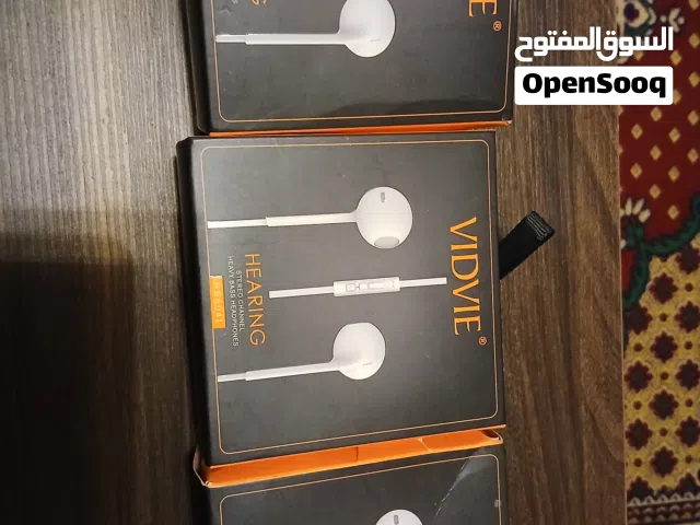 سماعات  فيدفي نخب اول الحبة ب 5 دنانير  بدل 7 دنانير
