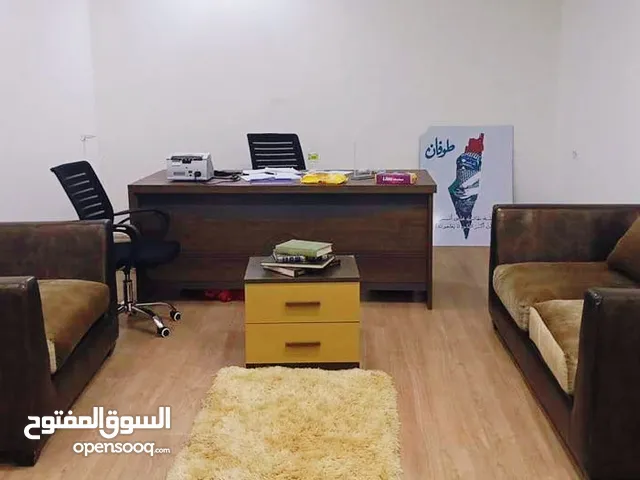 مكتب إداري مفروش للأيجار