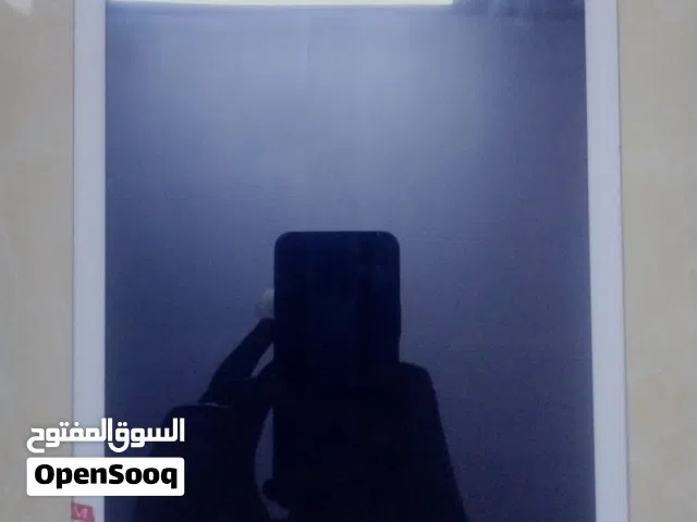 Apple iPad 5 128 GB in Al Batinah