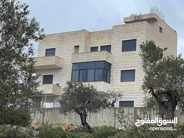 560 m2 More than 6 bedrooms Villa for Sale in Ramallah and Al-Bireh Jifna