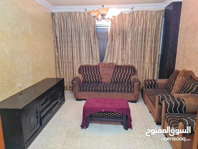 125 m2 3 Bedrooms Apartments for Rent in Nablus Tal St.