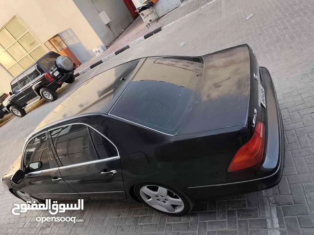 Used Lexus LS in Ajman