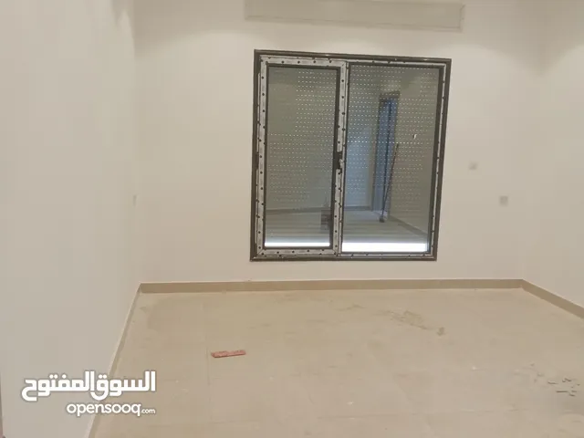 400 m2 4 Bedrooms Villa for Rent in Al Ahmadi Wafra residential