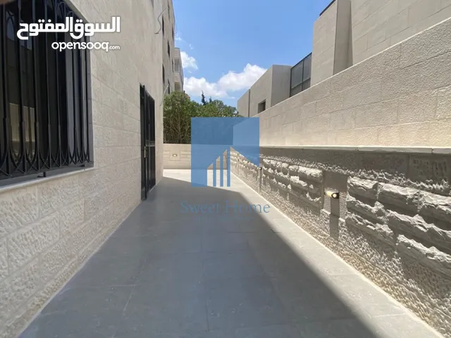 210 m2 4 Bedrooms Apartments for Sale in Amman Al Kursi