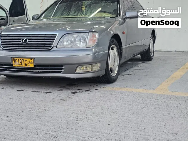 لكزس LS400