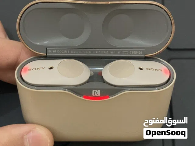 سماعات SONY WF-1000XM3 أصلية من الوكالة والسعر قابل للتفاوض