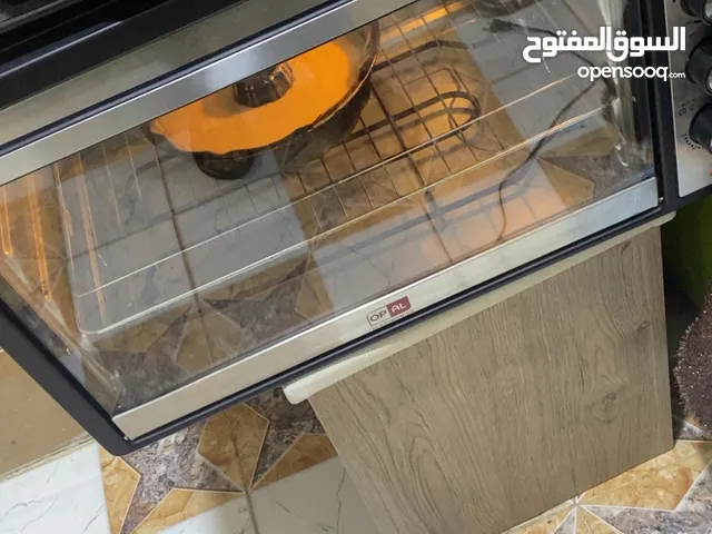 فرن نظيف وجديد استخدام مرتين