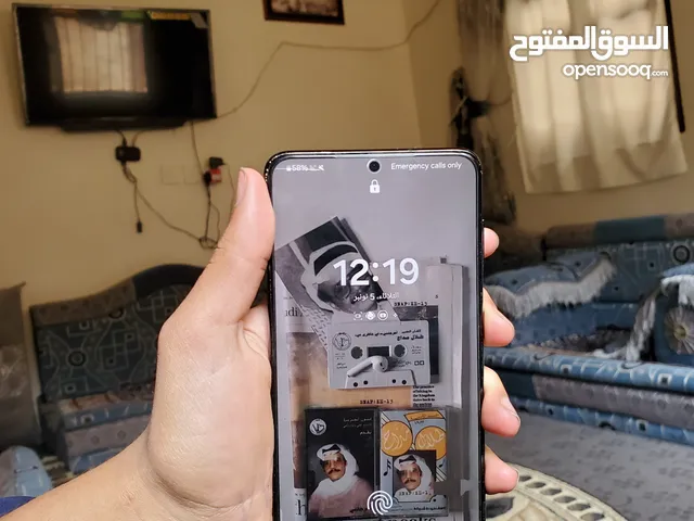 تلفون اس21 بلاس