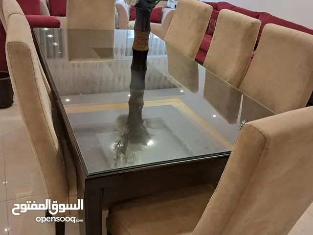 طقم سفرة 8 كراسي . درسوار . فضية