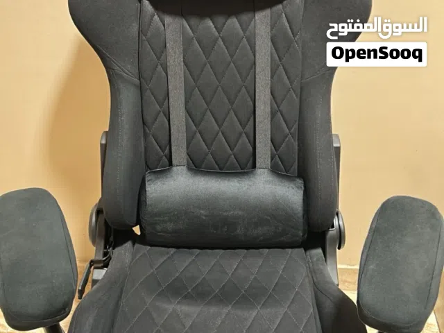 للبيع كرسي وطاوله من شركة ديفو