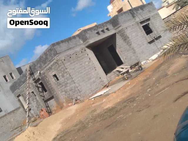 226 m2 3 Bedrooms Townhouse for Sale in Tripoli Ain Zara