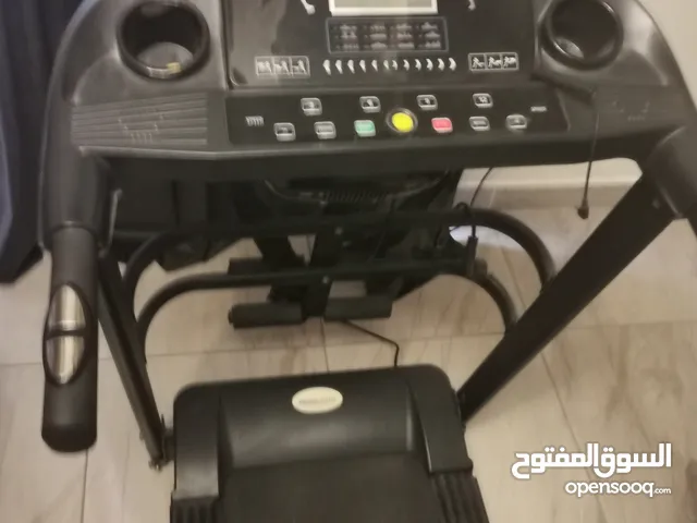 جهاز سير كهربائي بحالة ممتازة
