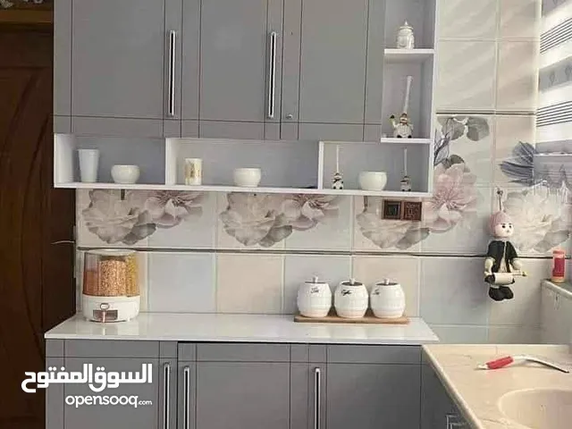 كاونتر خشب تركي mdf قياس متر وعشرين وسنك متر وعشرين.