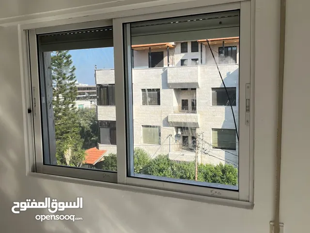 130 m2 5 Bedrooms Apartments for Sale in Irbid Al Qubeh Circle