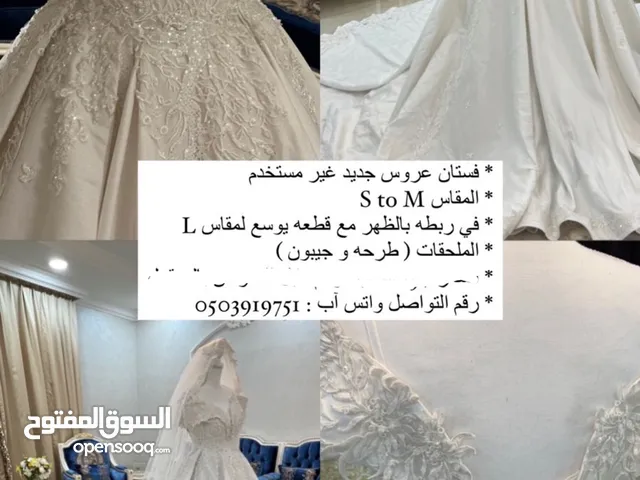 فستان زفاف غير مستعمل جديد مطلوب 5000 فقط