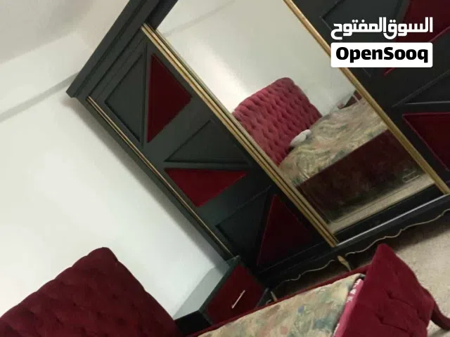 غرفتين نوم للبيع خشب لاتيه 18 لتواصل عبر الرقم المسجل في الوصف