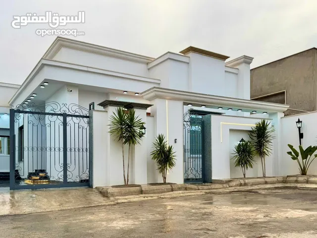 192 m2 5 Bedrooms Villa for Sale in Tripoli Ain Zara