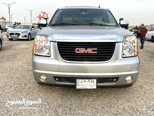 GMC موديل 2011