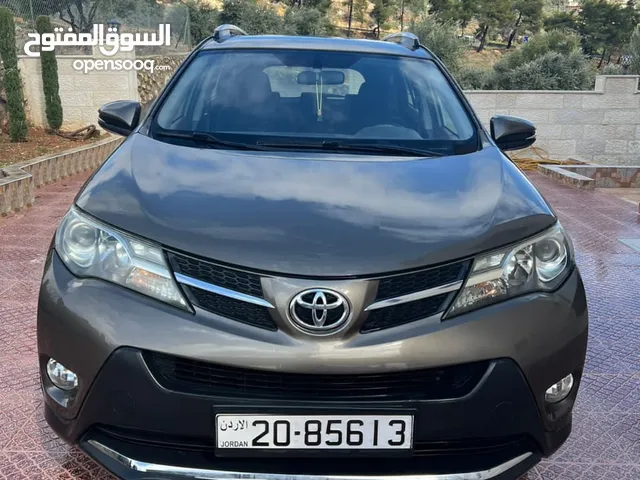 Used Toyota RAV 4 in Jerash